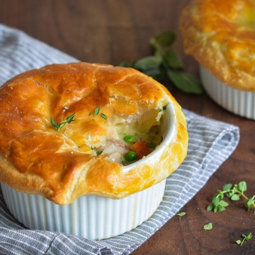 This week's take-out menu:

Roasted red pepper soup or seafood chowder
Salmon pot pie with puff pastry topping - Single serving - Family serving (Feeds 4)
Bacon and cheddar cheese quiche 
Dorothy’s homemade apple crisp
Order by email unionclb@rogers.com or phone 506-634-6184