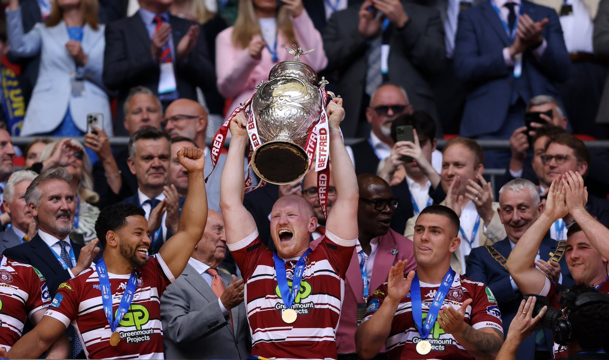 wembleystadium's tweet photo. Adding to their collection 🏆 https://t.co/Sg9dTjae9K
