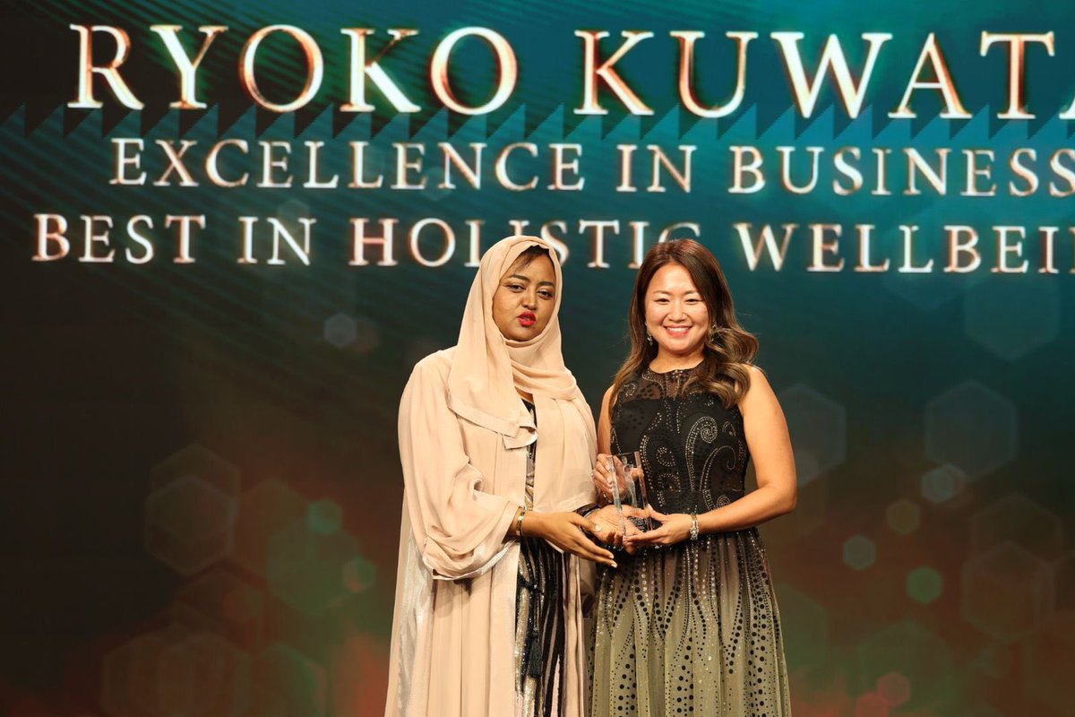 gulfnewsplus's tweet photo. Ryoko Kuwata wins Excellence in Business - Best in Holistic Wellbeing award
https://t.co/9jhcHvU8nV
#ExcellenceAwards2024#GulfNews #BeingShe https://t.co/1HKguXRuHp