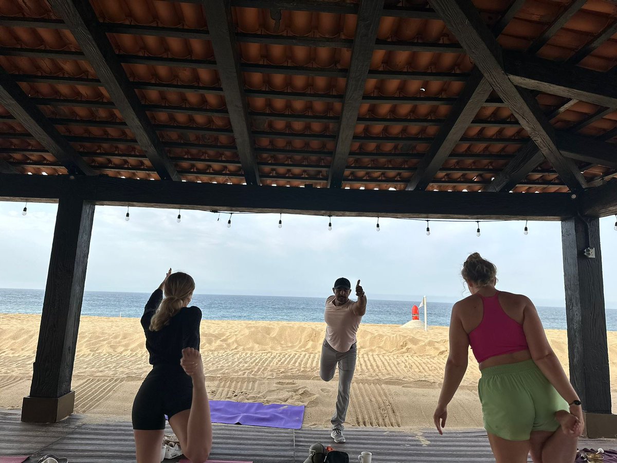 PuebloBonito's tweet image. 🌟🌴 Celebrate Global Wellness Day with us at Pueblo Bonito Sunset Beach! 🌅✨ Join us for a day of relaxation, fitness, and wellness activities by the ocean. 🌊🧘‍♀️ #GlobalWellnessDay #PuebloBonitoSunsetBeach
