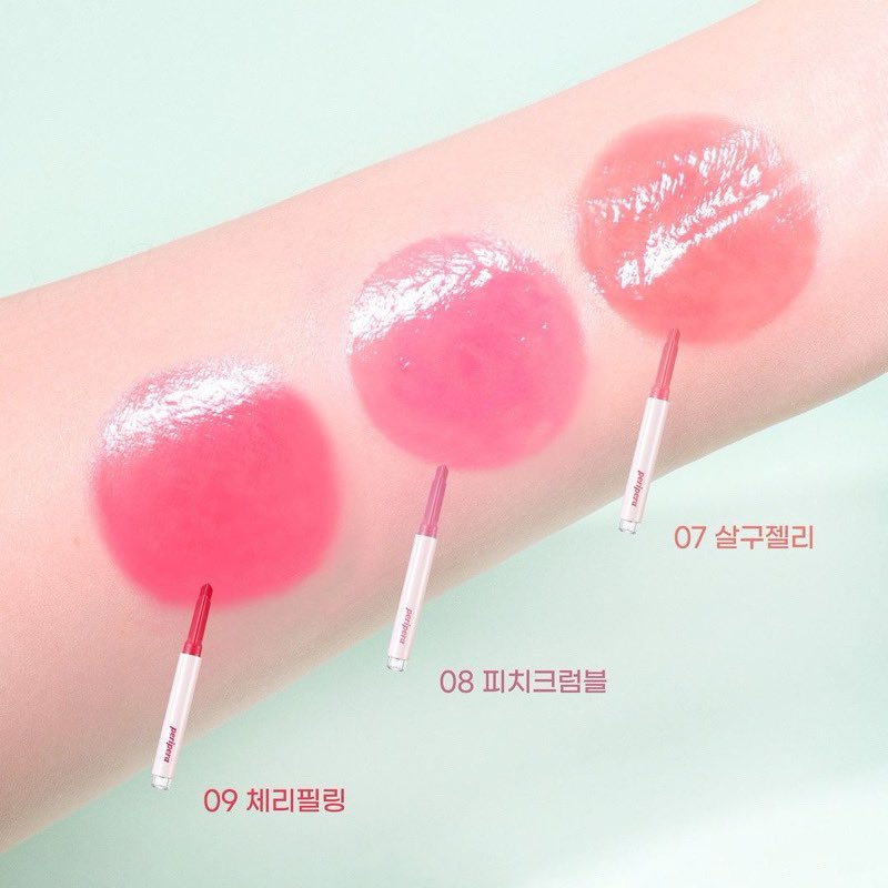 kkmspss's tweet photo. 🍒Peripera Heart Jam Glow Lip 1.4g. - พร้อมส่ง

🧚🏻‍♀️แท่งละ 255.-

มี 2 เบอร์
07 Apricot Jelly (Coral Beige)Jungwoo's
08 Peach Crumble (Muted Pink)

ลิปบาล์มกดรูปทรงหัวใจ  เป็นสีออกใหม่ล่าสุดน้า

🎀 รีทวิต ค่าส่ง 39 ไม่บวกเพิ่ม

#ลิปสติก #เครื่องสำอาง #สกินแคร์เกาหลี #ส่งต่อคสอ https://t.co/mOOgZMHylL