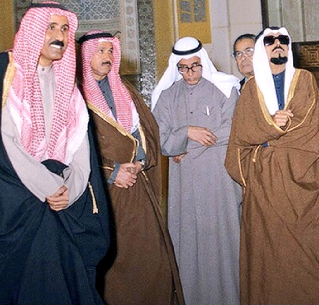 الامير الراحل الشيخ جابر الاحمد وم. عبدالرحمن الحوطي ووزير الاوقاف الراحل محمد ناصر الحمضان