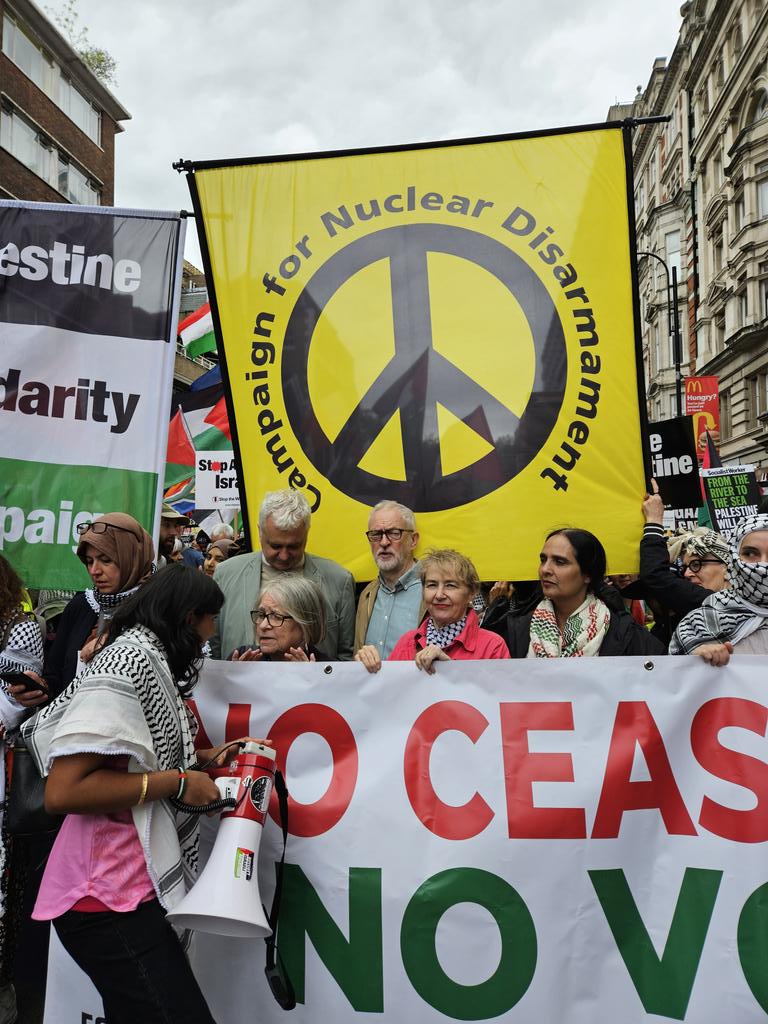 Campaign for Nuclear Disarmament tweet media