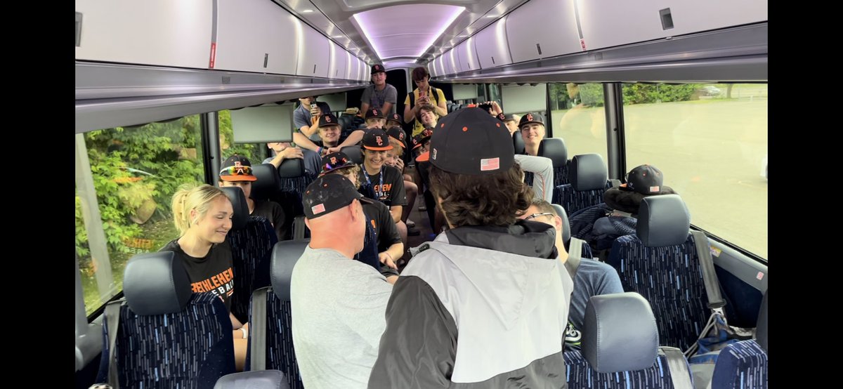 1Adam1210's tweet photo. Best of luck Bethlehem Varsity Baseball - class AA state finals championship game today. Before the game the team got a great pep talk from BC Alumni and current Kansas City Royals Manager Matt Quatraro. Go BC!! 🦅 #bcathletics #kcroyals #bethlehemcentral @BethlehemCSD @Royals https://t.co/B6WoQPehb6