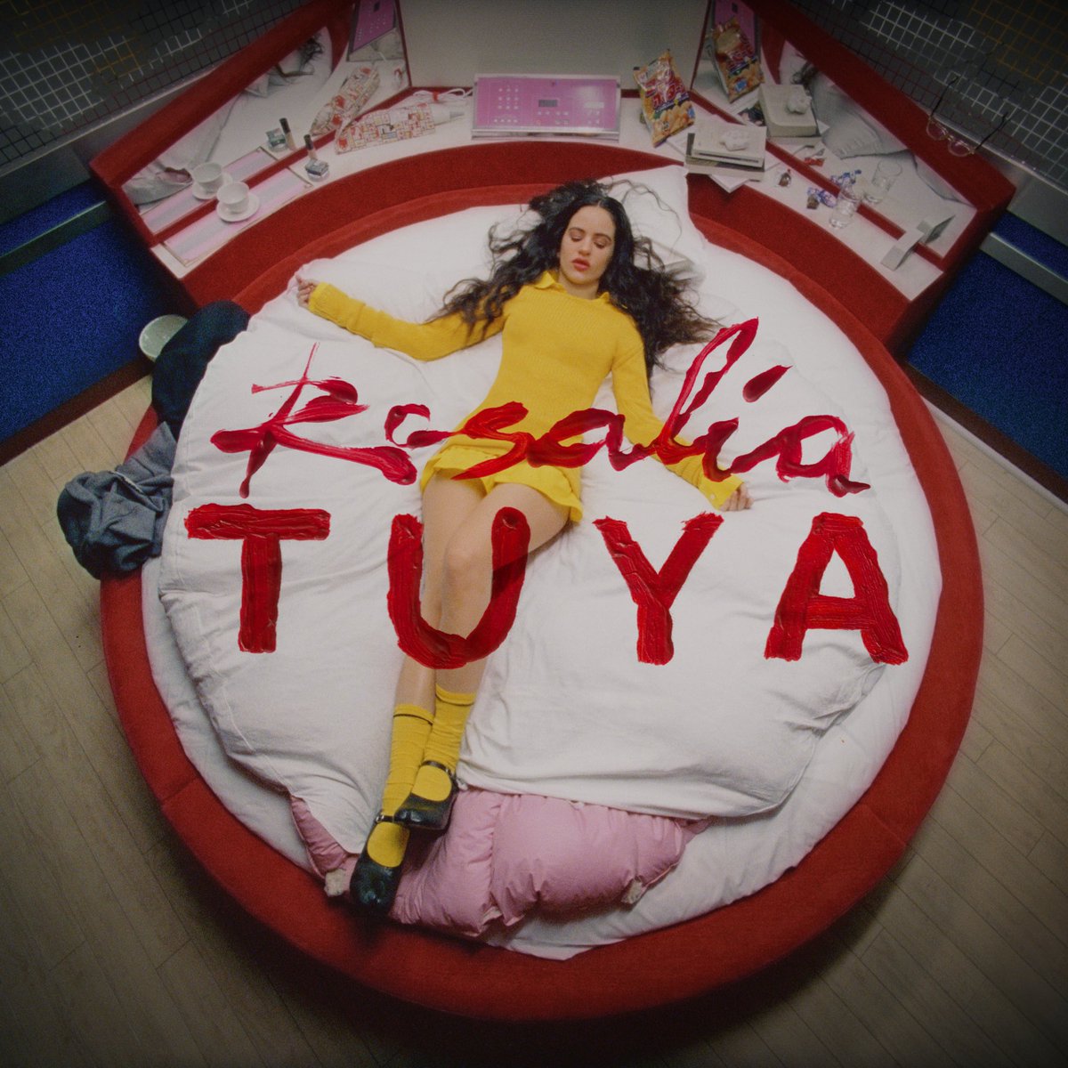 Motomamisarg's tweet image. ꧁༻Hoy se cumple 1 año del lanzamiento de 'TUYA' el último single de @rosalia ༺꧂
🌸🥡🍥🍜🥢
•
•
•
#TUYA #2YA #rosaliavt #rosalia #rosaliatuya
