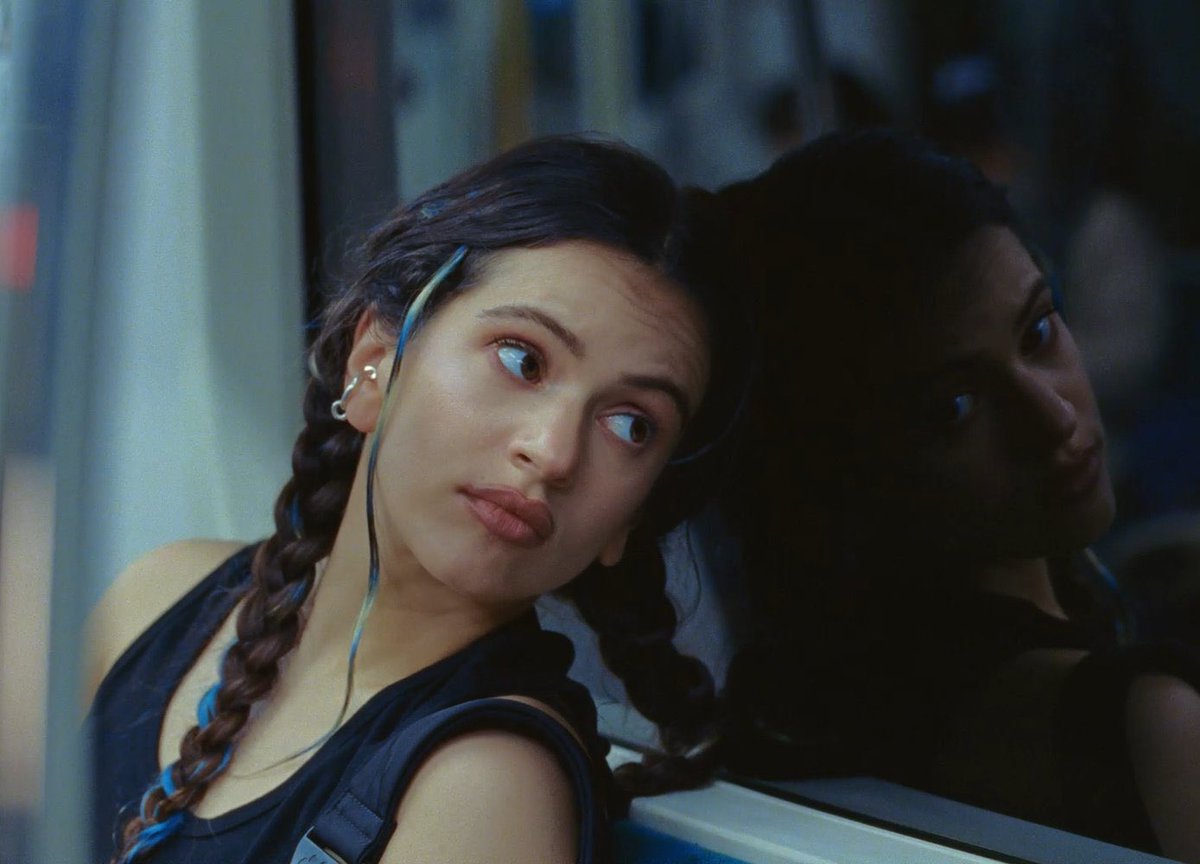 Motomamisarg's tweet image. ꧁༻Hoy se cumple 1 año del lanzamiento de 'TUYA' el último single de @rosalia ༺꧂
🌸🥡🍥🍜🥢
•
•
•
#TUYA #2YA #rosaliavt #rosalia #rosaliatuya