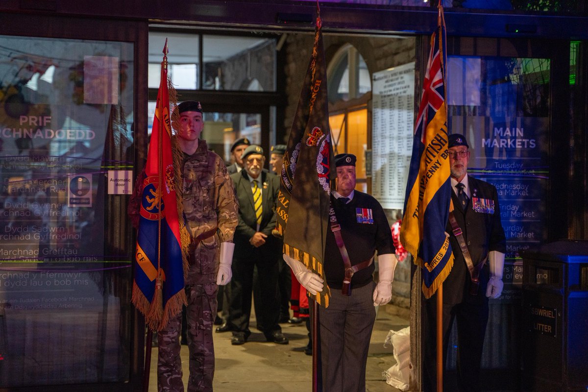 A huge thank you to everyone who turned out on Thursday to commemorate the 80th anniversary of the D-Day landings. Your dedication made the day truly special. We honour the bravery and sacrifice of those who fought for our freedom. #DDay80 #AbergavennyRemembers #LestWeForget