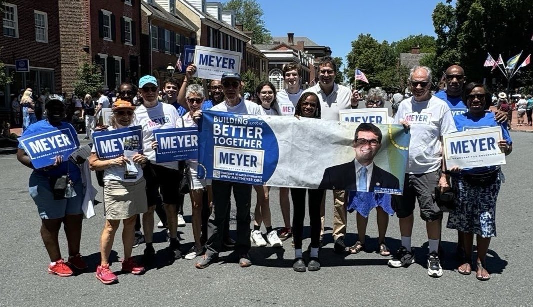 MattMeyerDE's tweet photo. #TeamMeyer celebrating Delaware's independence from Pennsylvania and the British Crown at the @SeparationDayDE Parade!
#SeparationDay https://t.co/LpgREQ09Ao