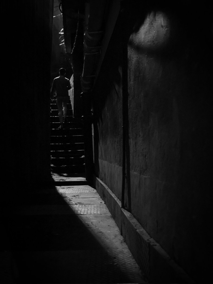 Experience32565's tweet photo. street #streetphotography 
#portraitphotography #photography https://t.co/cZuqBA0VeB