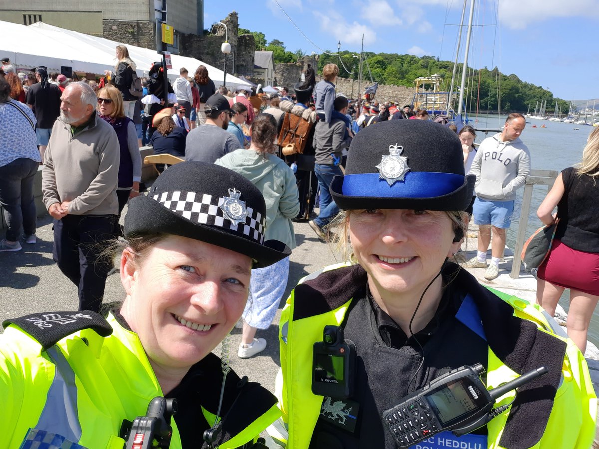 West Conwy Neighbourhood Policing Team officers Sergeant Owen and PCSO Hayers have been out on high visible patrols in Conwy this weekend and have been at the Conwy Pirate Festival.

Nice to see the sun out and people enjoying the event.