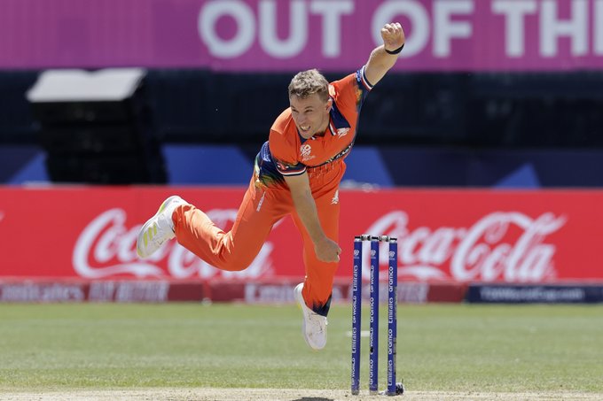 SA vs NED: NED keeping things tight vs SA 👏