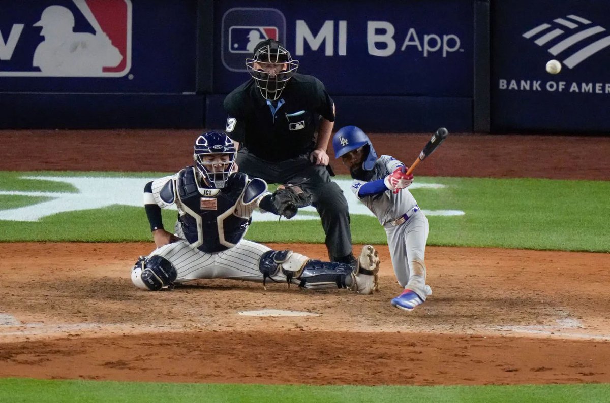 DoyersDave's tweet photo. TeoMini and YamaMini 
#LetsGoDodgers https://t.co/TKt5r68P5w