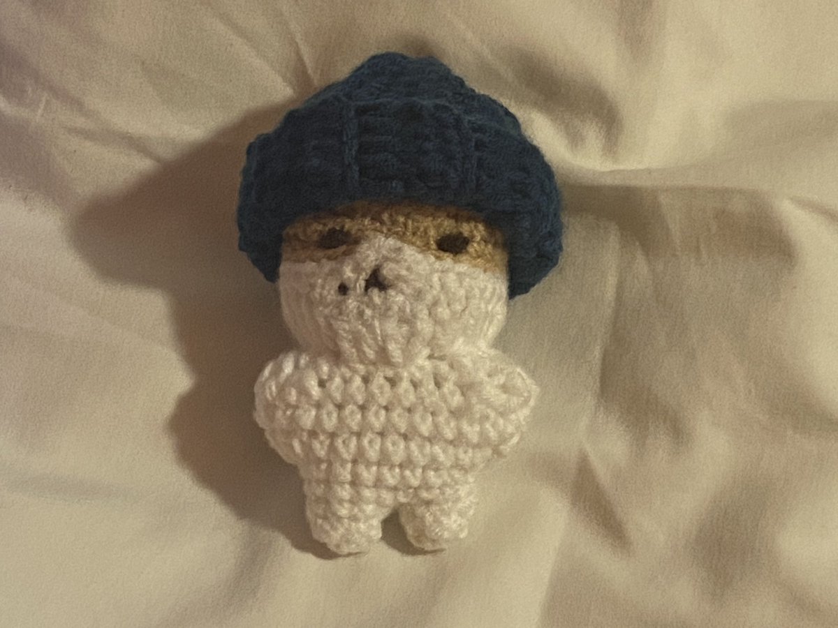 di1uc's tweet photo. the old one …….. i made him a hat bc hes bald https://t.co/cWMMIKto55