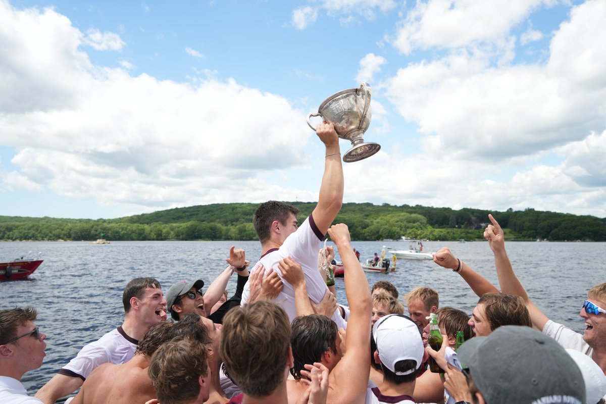 HarvardHeavies's tweet photo. Harvard-Yale Champions π
For the first time since 2014, Harvard beats Yale on the Thames.
#GoCrimson #ExNemo https://t.co/U5b4k9TMf1