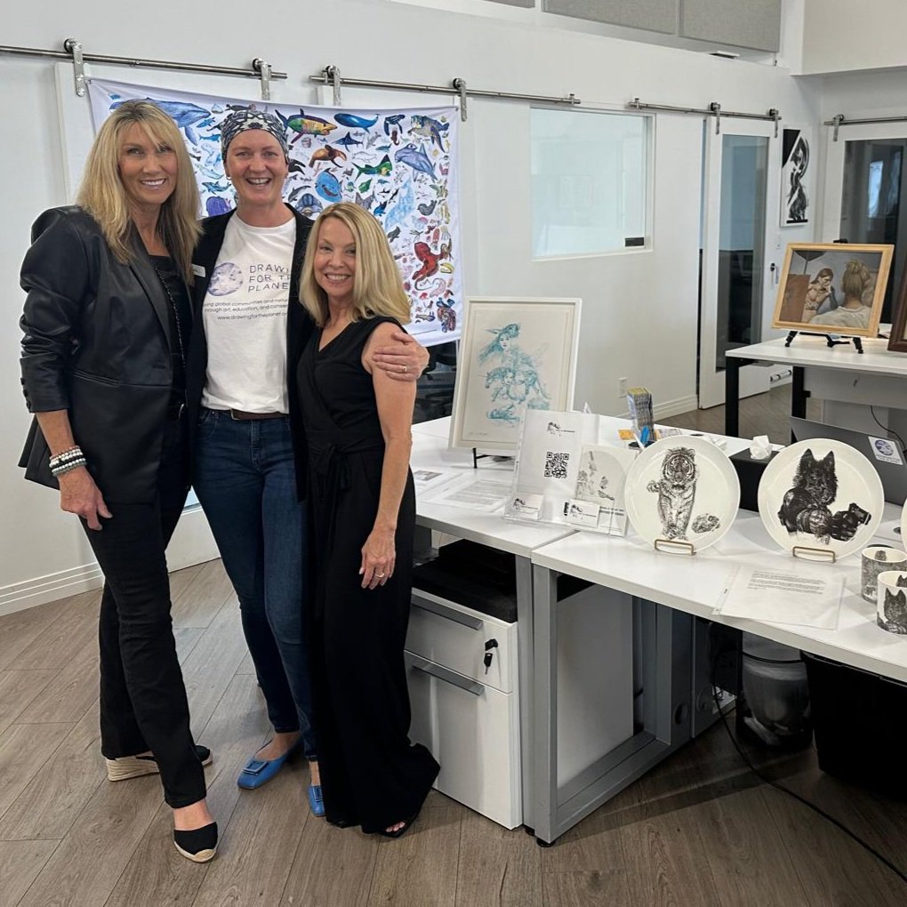 DrawingftPlanet's tweet photo. Huge thanks Brendy Michael's for inviting us to your amazing #FirstThursdayArtWalk event. Thrilled to display Laguna Marine Wildlife artwork & some of my art. @kirstensrogers loved introducing DftP to a new audience. Creativity & collaboration are the heart & soul of #LagunaBeach https://t.co/GQ0e30OYiI