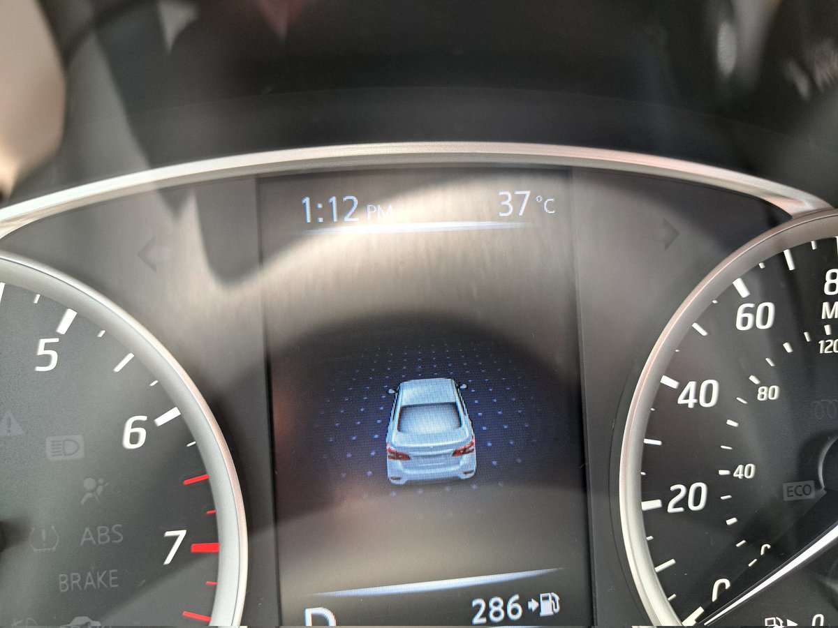 roalvarez3's tweet photo. Todos los días me pregunto si el aire de mi carro está dañado. Luego veo la temperatura y se me pasa... 🔥🔥 https://t.co/KO0uws5bTx