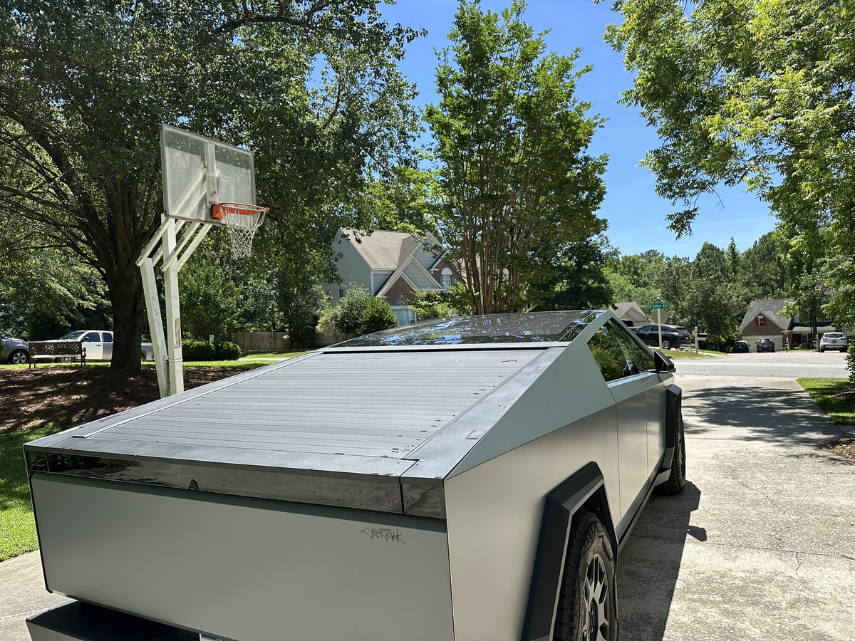 David Michael Busby tweet media