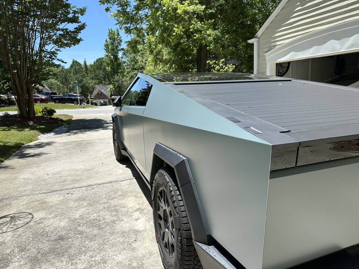 David Michael Busby tweet media