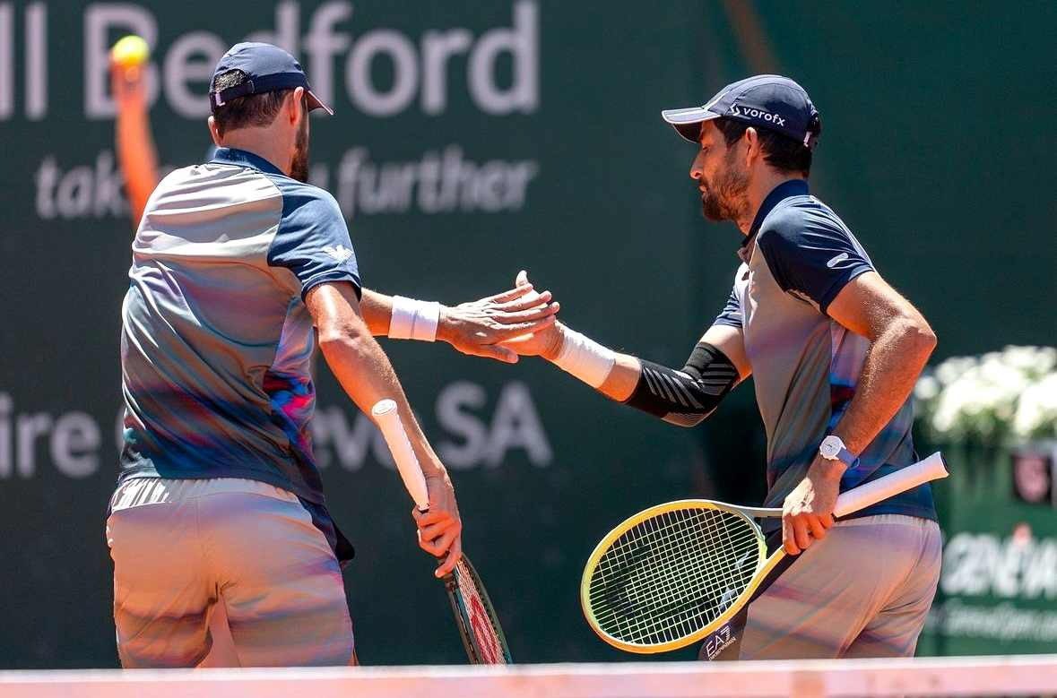 ¡<a href="/CheloArevaloATP/">Marcelo Arevalo</a>, campeón de #RolandGarros! 🏆🤩

Arévalo, atleta de nuestro Programa Esfuerzo y Gloria, y el croata Mate Pavic ganaron 7-5 y 6-3 a los italianos Andrea Vavassori y Simone Bolelli y se coronan campeones del dobles masculino en #RolandGarros

#ConstruyendoElCamino