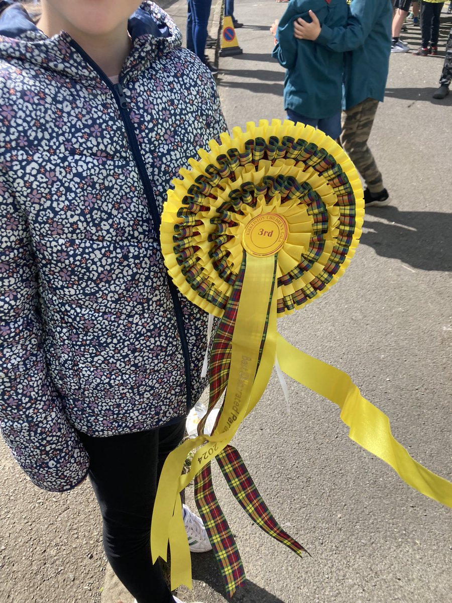 So proud of the P1 and P7 who took part in the 100th year of the Kirkliston Gala you all looked amazing. Well done to the P4 and P5 children who dressed up in their best 1920s attire. We won 3rd in the parade competition.