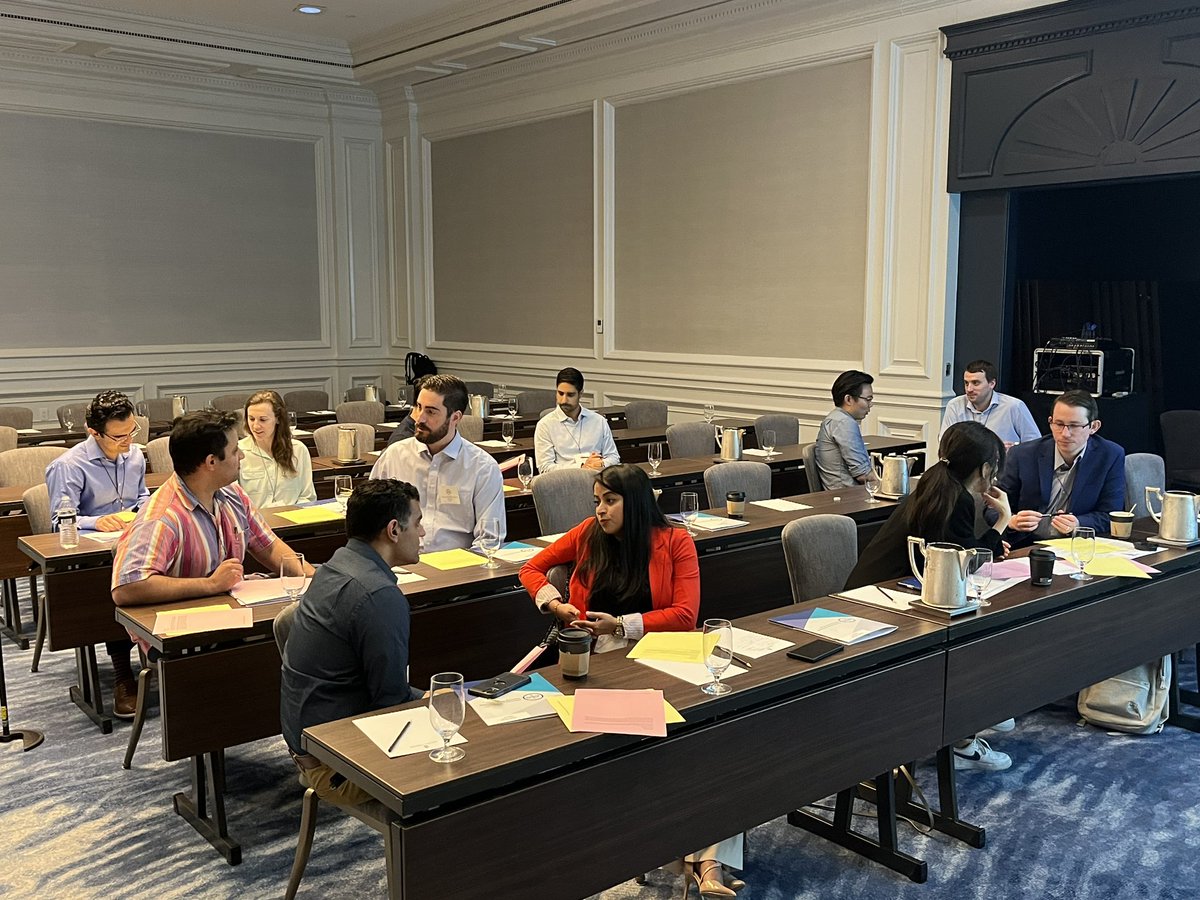 Putting the morning learning into practice in the afternoon at the <a href="/AmCollegeGastro/">ACG</a> Chief Fellows Course. Thank you to one of my mentors <a href="/brownbrij76/">Brijen Shah</a> for your guidance and role playing feedback and difficult conversations. #FutureofGI