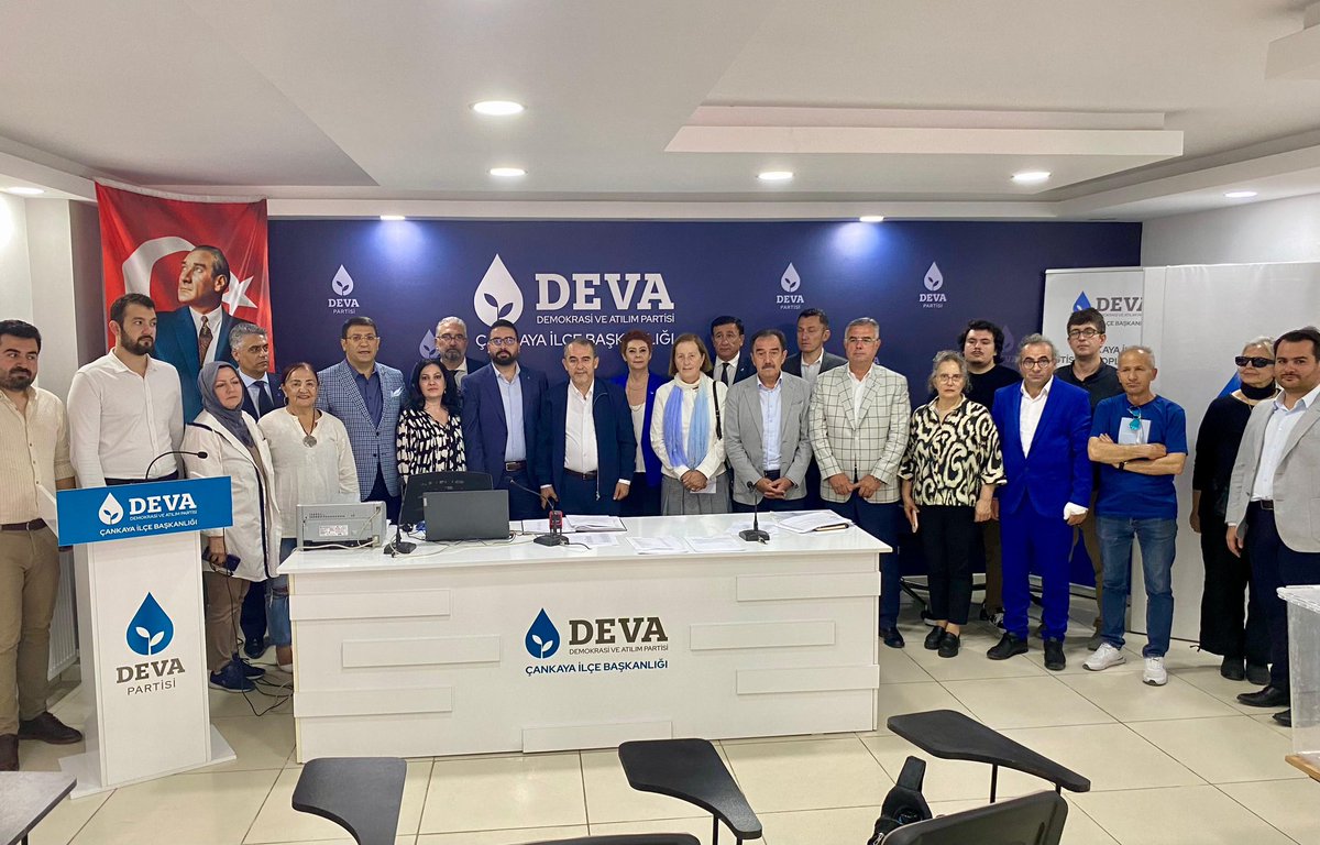 Bugün yapılan 2. Olağan kongre kapsamında Deva Partisi Çankaya İlçe Başkanı olarak seçilmiş bulunmaktayım. Başta bir önceki başkanımız <a href="/elcinguloren_/">Elçin Gülören</a>  olmak üzere tüm <a href="/cankayayadeva/">DEVA Partisi Çankaya İlçe Başkanlığı</a> ailesine teşekkür ederim. Teşkilatımız olarak çalışmalara hız kesmeden devam edeceğiz.