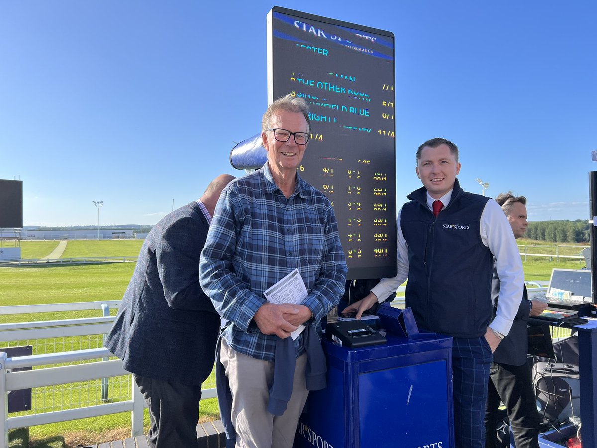 SimonNott tweet media