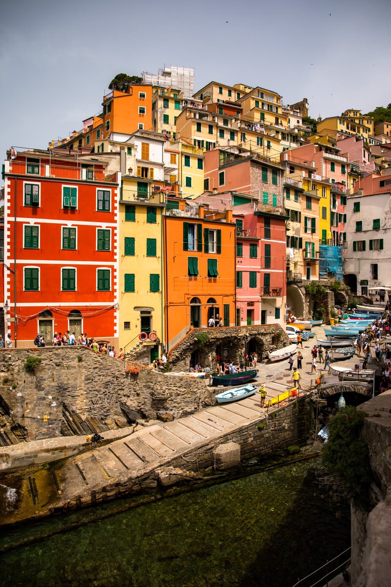krasiworld's tweet photo. Cinque Terre, YES or NO ? 🇮🇹 #italy #cinqueterre https://t.co/Gj9dBRvL36
