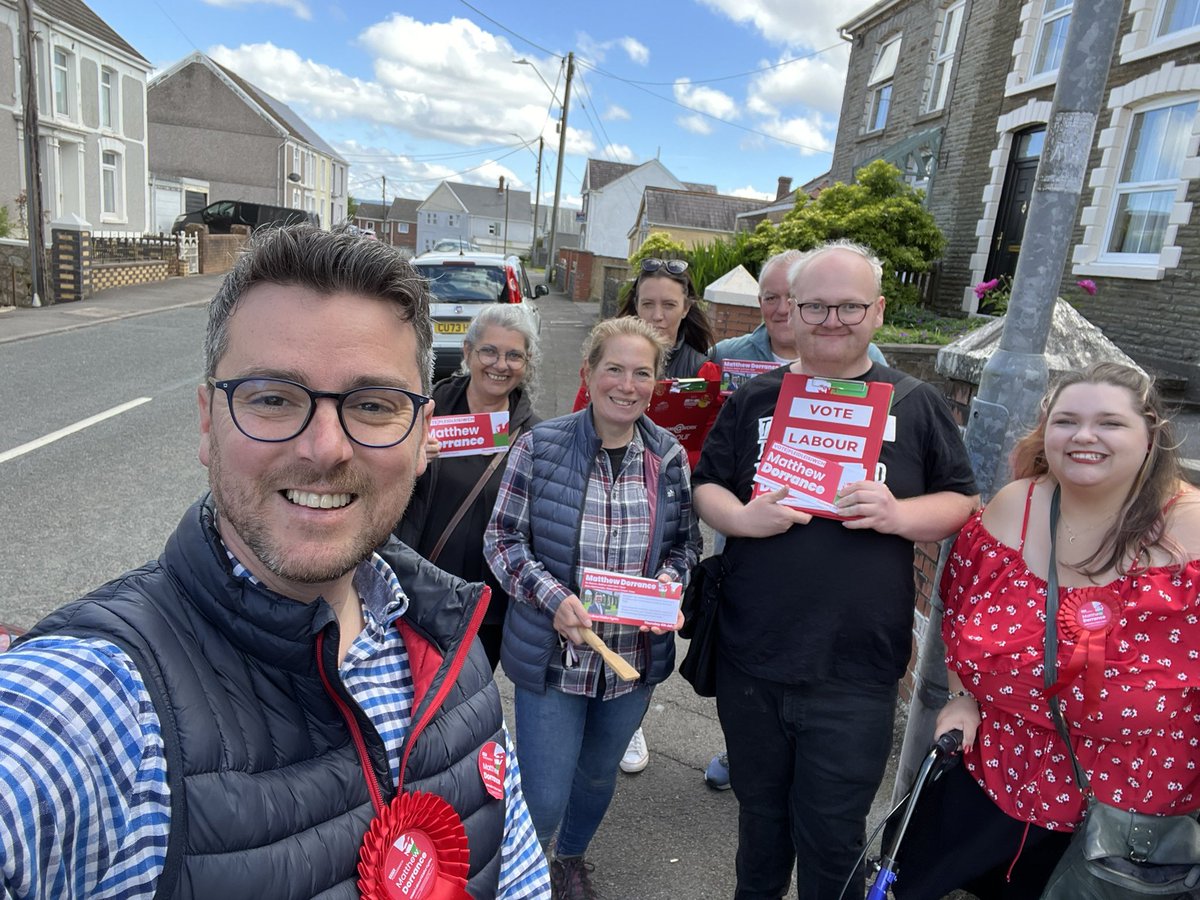 MatthewDorrance's tweet photo. Fantastic day on the doorsteps with a brilliant team of volunteers.  We are working to win in Brecon, Radnor and Cwm Tawe.

📍Tai’r Gwaith
📍 Cwmllynfell
📍 Alltwen

It’s time for change. Vote Labour to turf the Tories out on Brecon, Radnor and Cwm Tawe. https://t.co/wed0vs1OgK