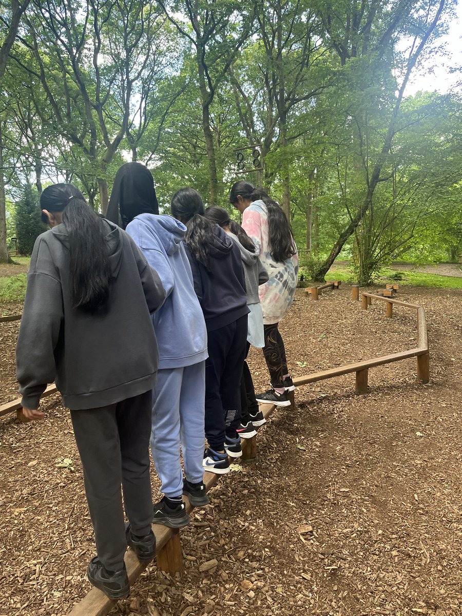 MarlboroughPrim's tweet photo. #Oaker Wood. Team building exercises ! ⭐️ https://t.co/niwQzkLFFa