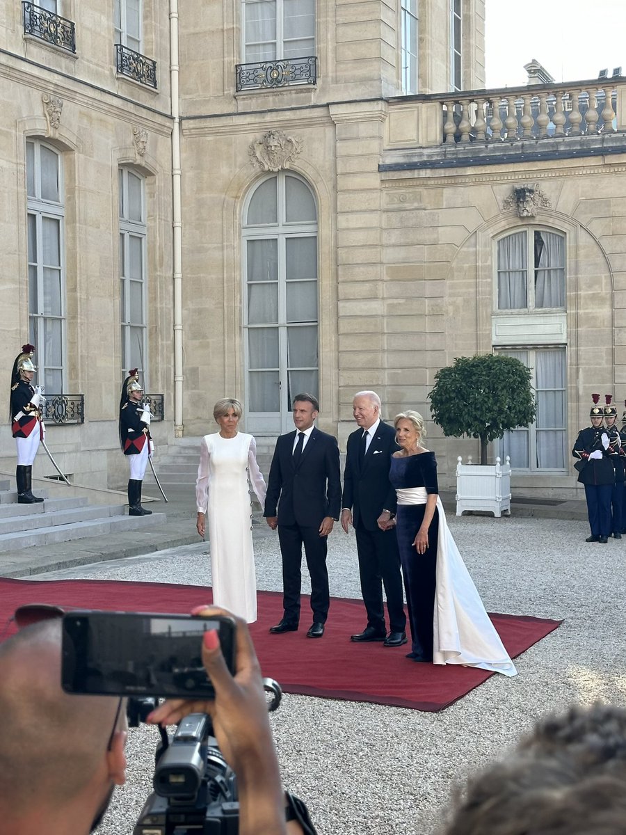 Eli Stokols tweet media