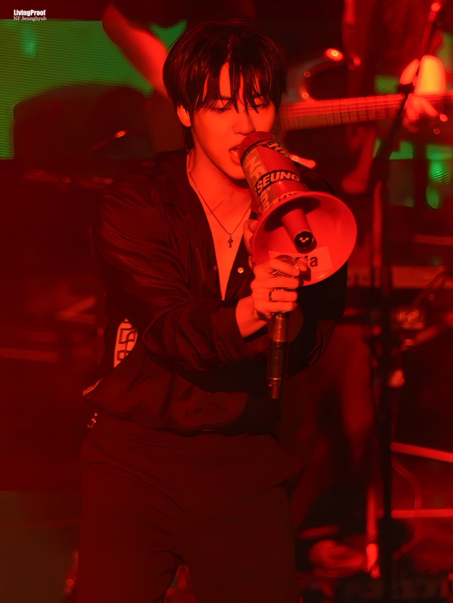 NF_LivingProof's tweet photo. 240608
N.Flying LIVE ‘HIDE-OUT’ 
DAY 2🔦

#NFlying #엔플라잉 #HIDE_OUT
#이승협 #승협 #LeeSeungHyub https://t.co/KbhSXtdnYr