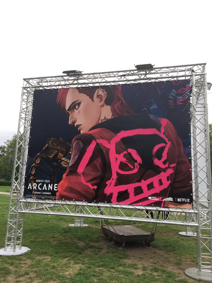 umadatalien's tweet image. HEY GIRLS #AnnecyFestival