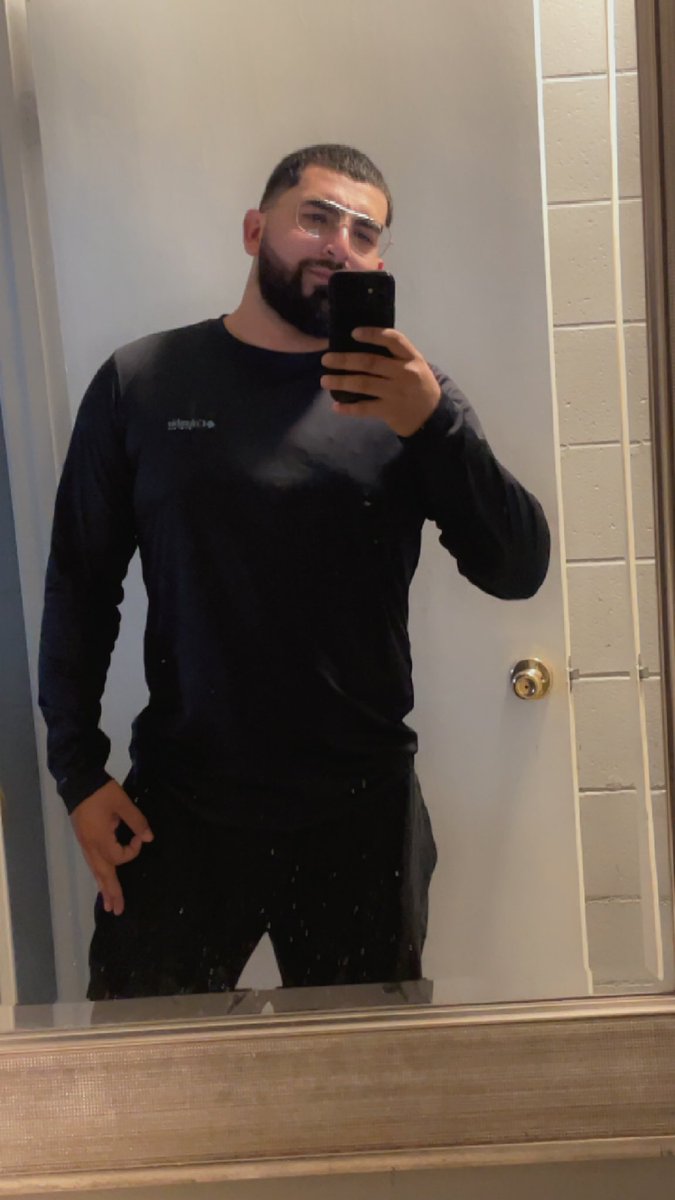 Jr_Castaneda_'s tweet photo. https://t.co/x0iP7ezoF1