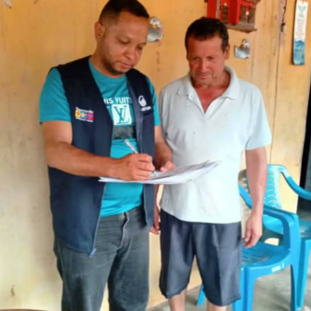 oaanacoivss's tweet image. #08Jun 🇻🇪 La @oaanacoivss vela por los derechos sociales del pueblo, por ello se acercó a la comunidad indígena de Mapirikaki, para ofrecer información con respecto a la  inscripción de continuidad facultativa y trabajador no dependiente
@Somosivss
@MagaGutierrezV
@NicolasMaduro