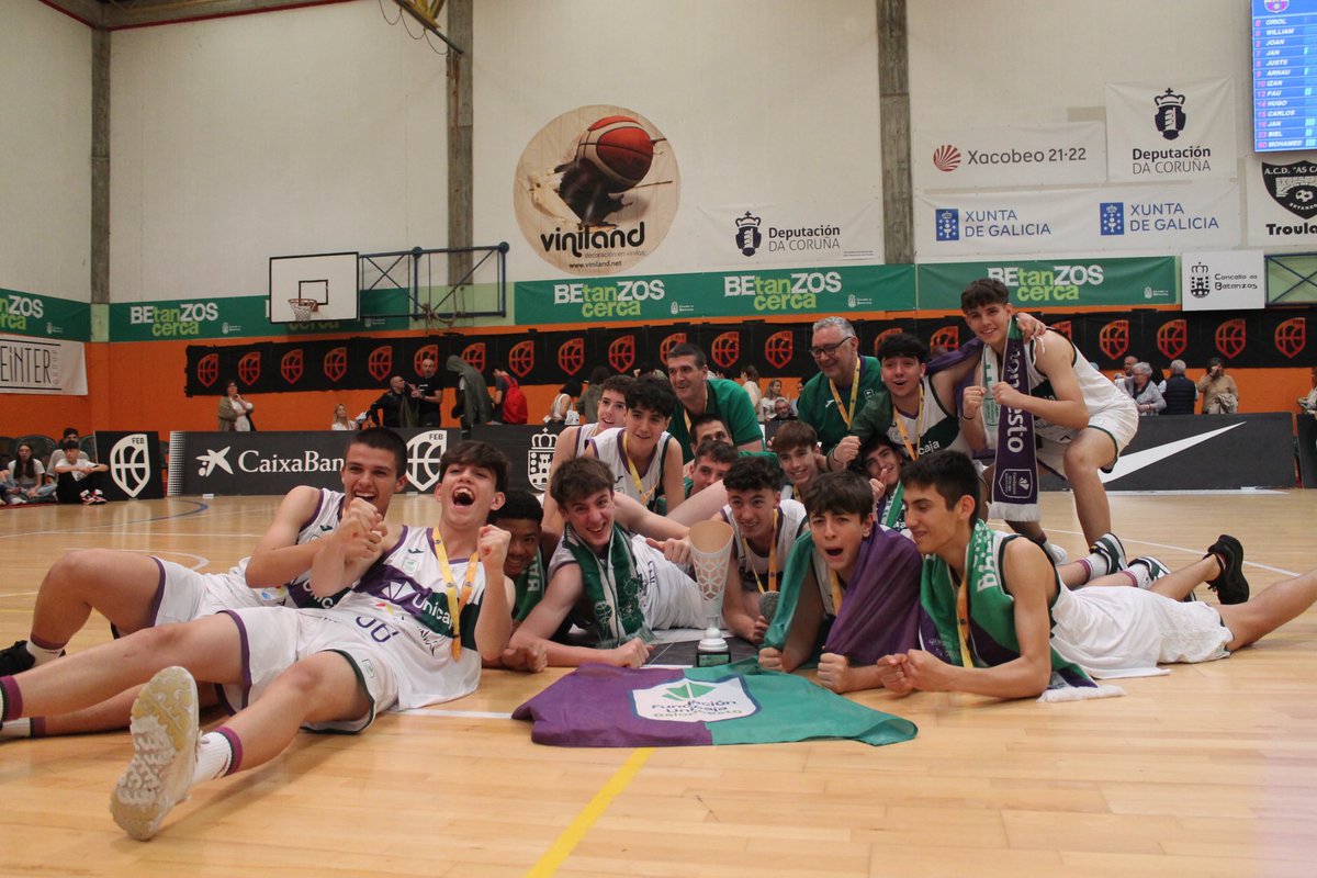 🥉 Estos chicos son de BRONCE🇪🇸

👏 ¡Enhorabuena al Unicaja Andalucía Infantil!👏

💚💜 #ADNGuindos <a href="/FundUnicaja/">Fundación Unicaja</a> <a href="/UnicajaBanco/">Unicaja</a> <a href="/CanteraUnicajaC/">Cantera UnicajaCB</a> <a href="/BaloncestoESP/">Baloncesto España</a> #FEBInfantilM2024
