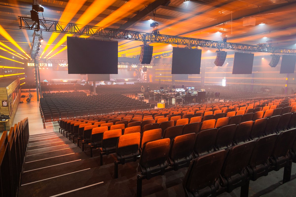 Steeldeck Rentals tweet media