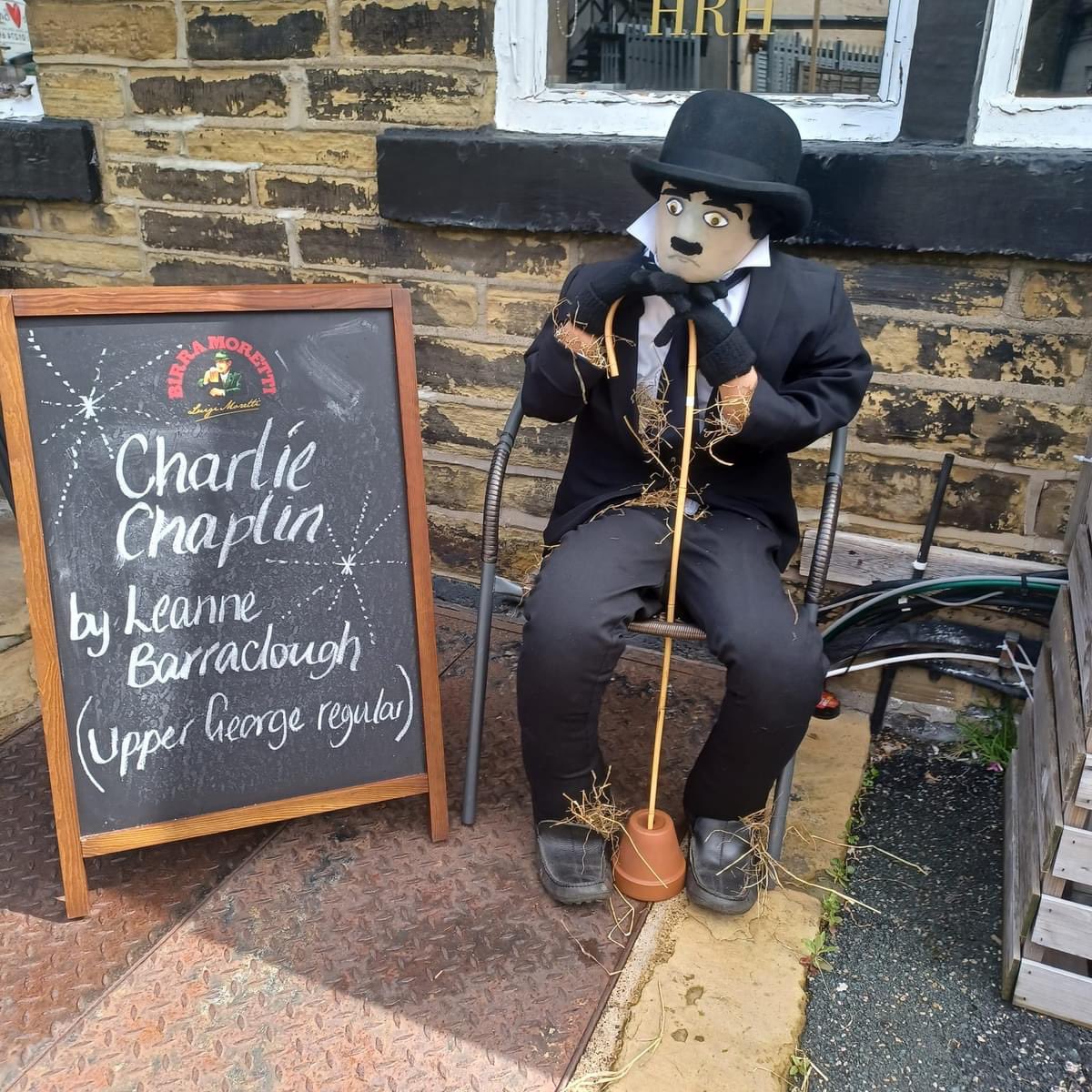 flashingblade70's tweet photo. A great day was had in Wibsey to has they held their 3rd annual scarecrow festival. The theme this year was 1940s in honour of the 80th anniversary of https://t.co/4dgN3FuW5e @WibseyLabour @Bradford_TandA https://t.co/sDj7mJmG8M