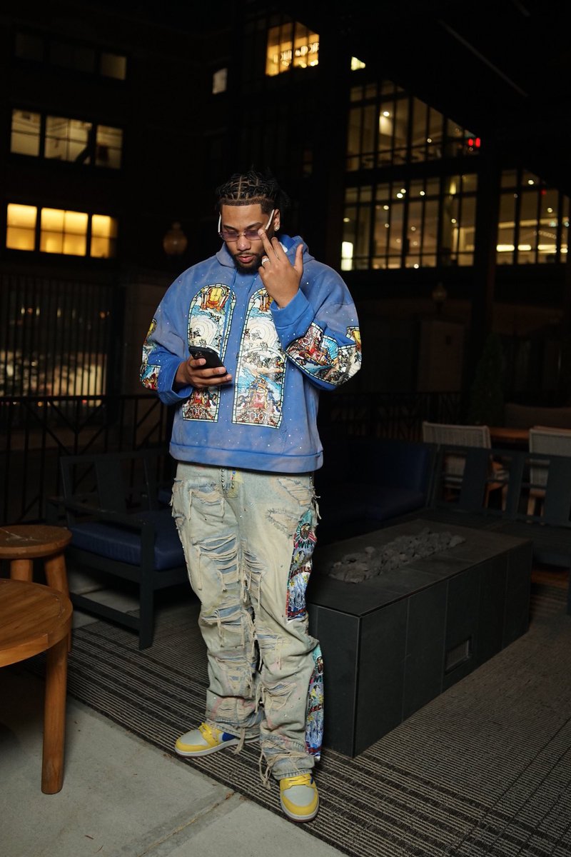 PADR✪NE! tweet media