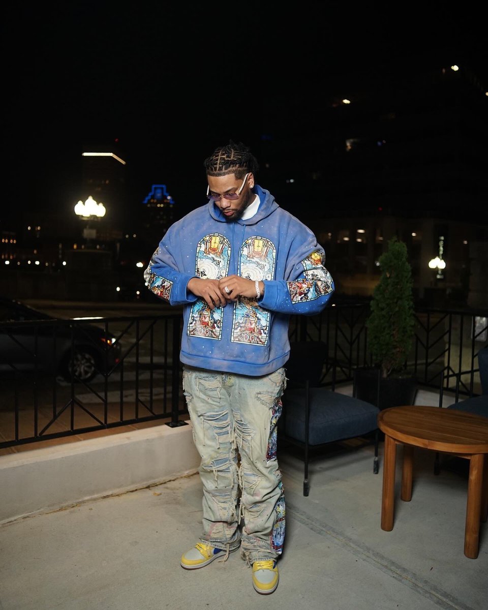 PADR✪NE! tweet media