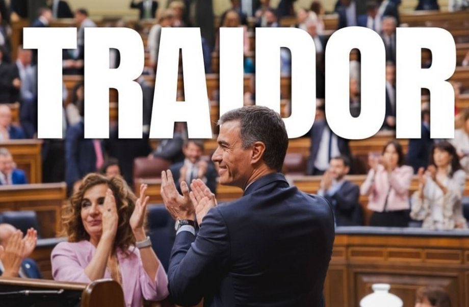 Luis_Vazquez_C's tweet photo. @greengranota @oscar_puente_ Hay dos votantes de izquierdas, los que votan por sus ideales, los que creen en un socialismo sin corrupción ni mentiras y vosotros los #Borregos de turno. Disfrutad de vuestro voto el #VotoInutil el #VotoBorrego. Vosotros con vuestro amado líder con piel de Cordero. https://t.co/fqNUamv1CV