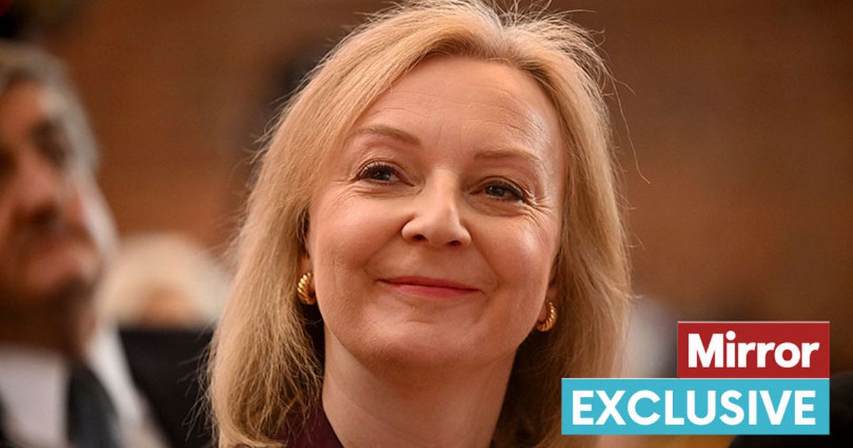 'Strip Liz Truss of £115k lifelong allowance' says Lib Dem's deputy leader Daisy Cooper
mirror.co.uk/news/politics/…