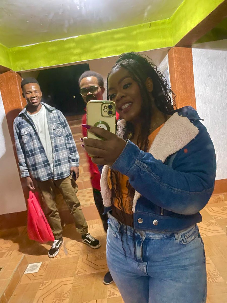 Besties hangout with <a href="/MissGordons1/">Okoyo</a>  and <a href="/DenverKulecho/">Bntúⓘ</a> good vibes all through.