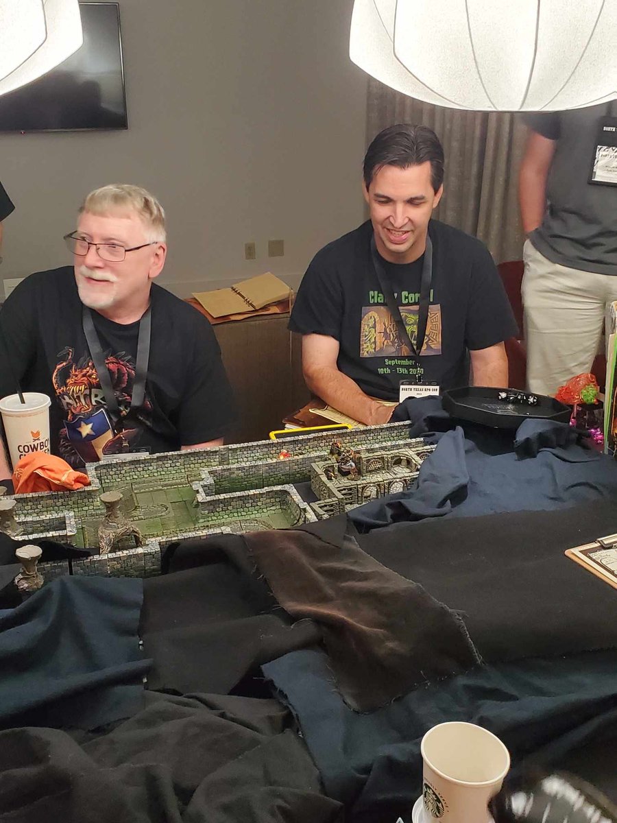 stefandwarven's tweet image. Big tables at NorthTexasRPG Con! 2 games run, one more to go! Who will live to tell the tale? #dungeonsanddragons #dwarvenforge #ntrpgcon #rpg #dnd #gaming #ADnD #roleplayinggames