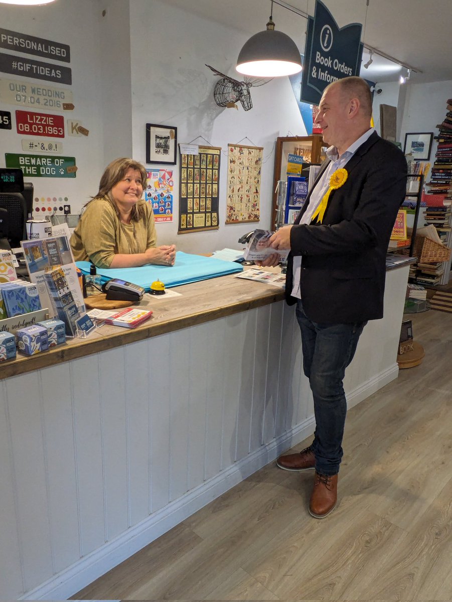 stevemason2111's tweet photo. Great 'official' first day #votesteve2024 #gilling, #Hovingham #amotherby and then into #Malton 

Talking Repair and reuse, speeding supporting the high street economy, then onto upcycling and into an open studios event 

#Votesteve2024 in Thirsk and Malton

#GeneralElection2024 https://t.co/rdRnd4mjzF