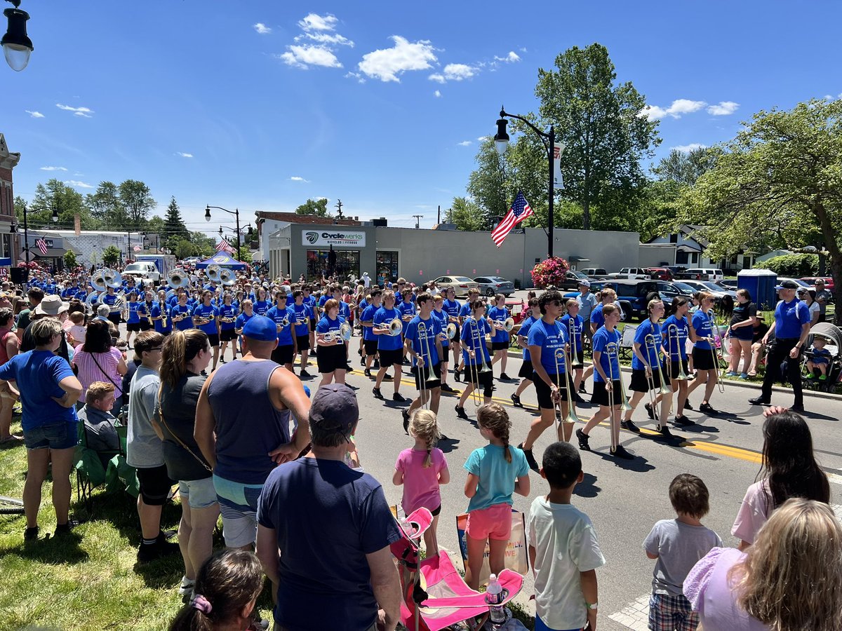 You know it’s summer when you’re at the Whitehouse Cherry 🍒 Festival and the <a href="/AWHSBand/">AWHS Band</a> is leading the parade. 

Great job and thank you to our band, the Whitehouse Village, our local businesses and first responders - a great show!