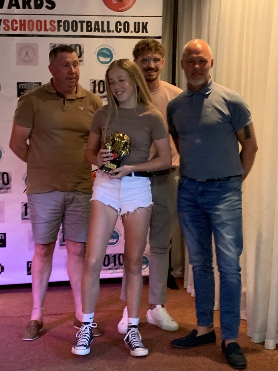 Heolddu Comprehensive School tweet media