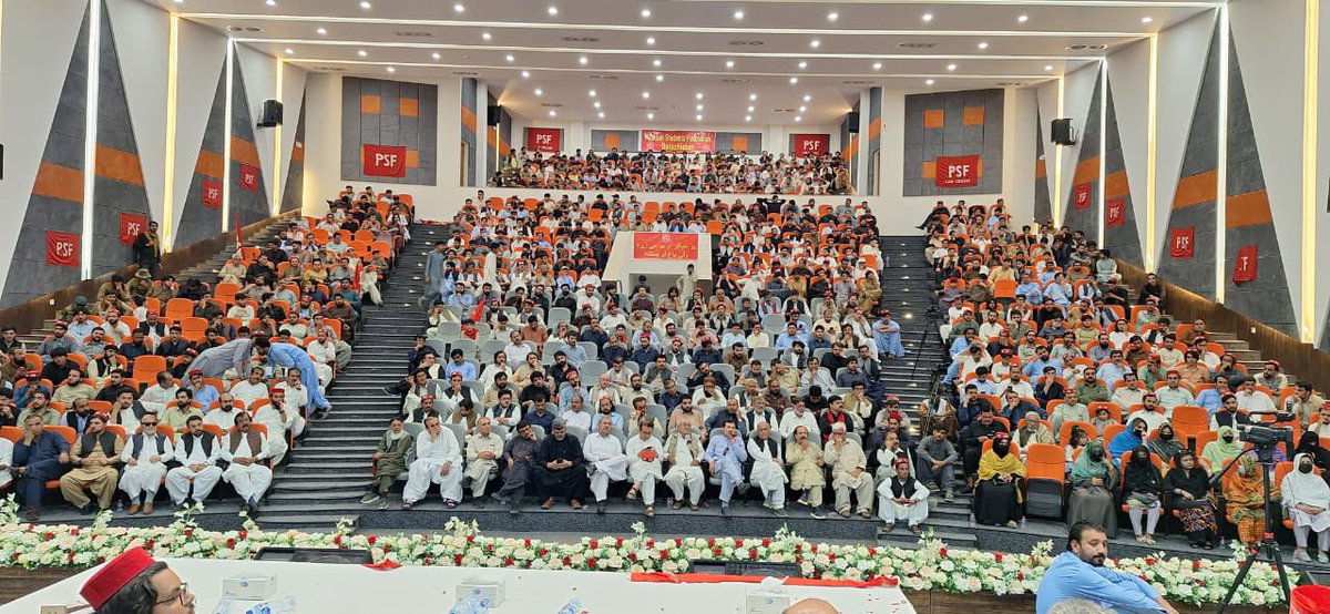 AsgharAchakzaii's tweet photo. پشتون سٹوڈنٹس فیڈریشن لاء کالج کے زیر اہتمام ایگریکلچر یونیورسٹی کوئٹہ میں انتہائی باوقارمنظم پروگرام کے انعقاد پر پی ایس ایف بلوچستان کے صوبائی قیادت مرکزی عہدیداروں سمیت تمام ورکروں کو مبارکباد پیش کرتا ہوں https://t.co/L5D8jMnx3d