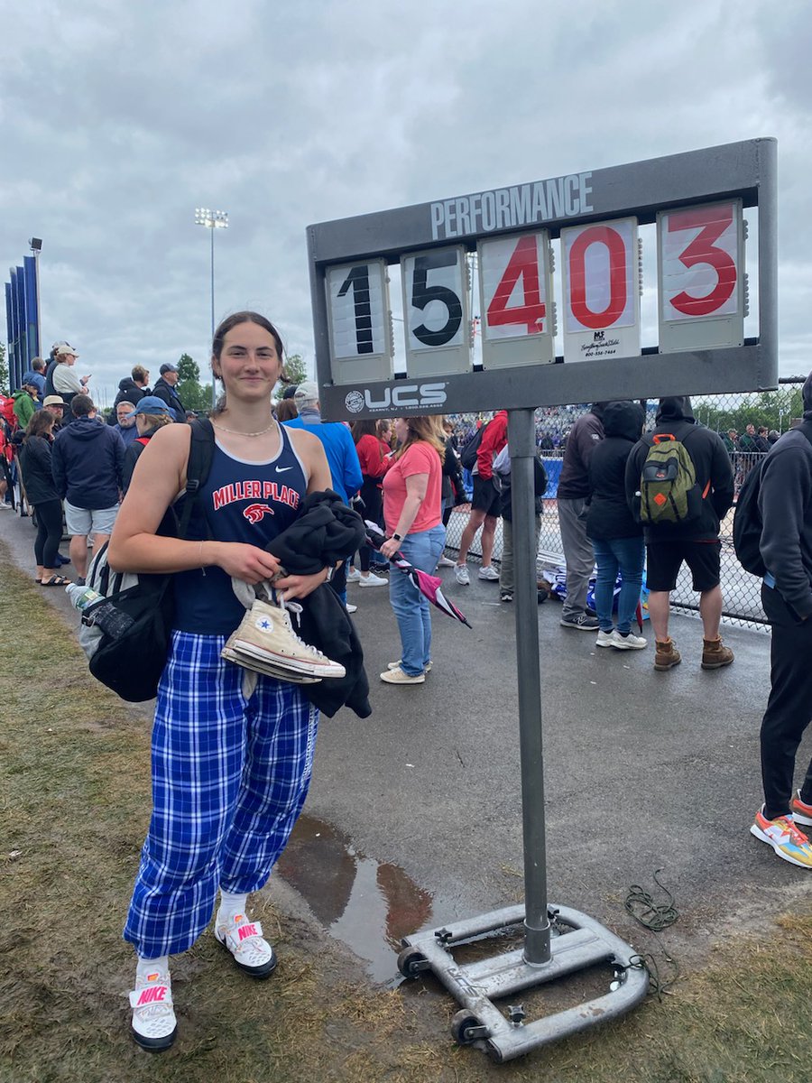 MP_PanthersAD's tweet photo. Congratulations Jillian Scully (MPHS 2025), on an impressive double-double! NYSPHSAA and NYS Federation Champion in BOTH discus &amp; shotput, with a new PR in shot! https://t.co/4QQKYFHs9o