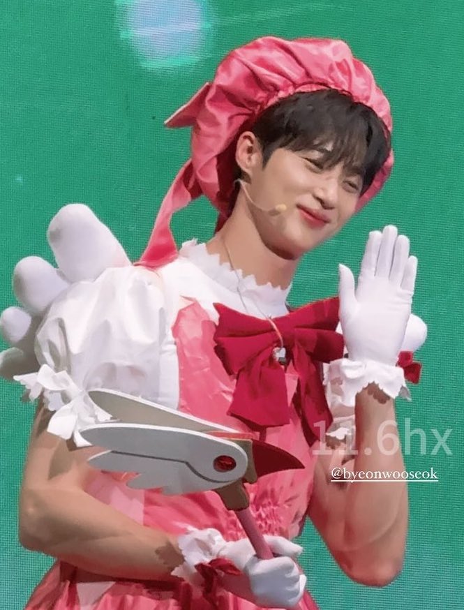 DaebakHit's tweet photo. Até em desenho a versão do #ByeonWooSeok como Sakura ficou sensacional. A fanart ficou uma gracinha! 

©️ sz_rookie https://t.co/xFwtNT6xng
